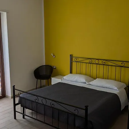 Bonsai Bed & Breakfast Bed & Breakfast Fiumicino Exterior photo